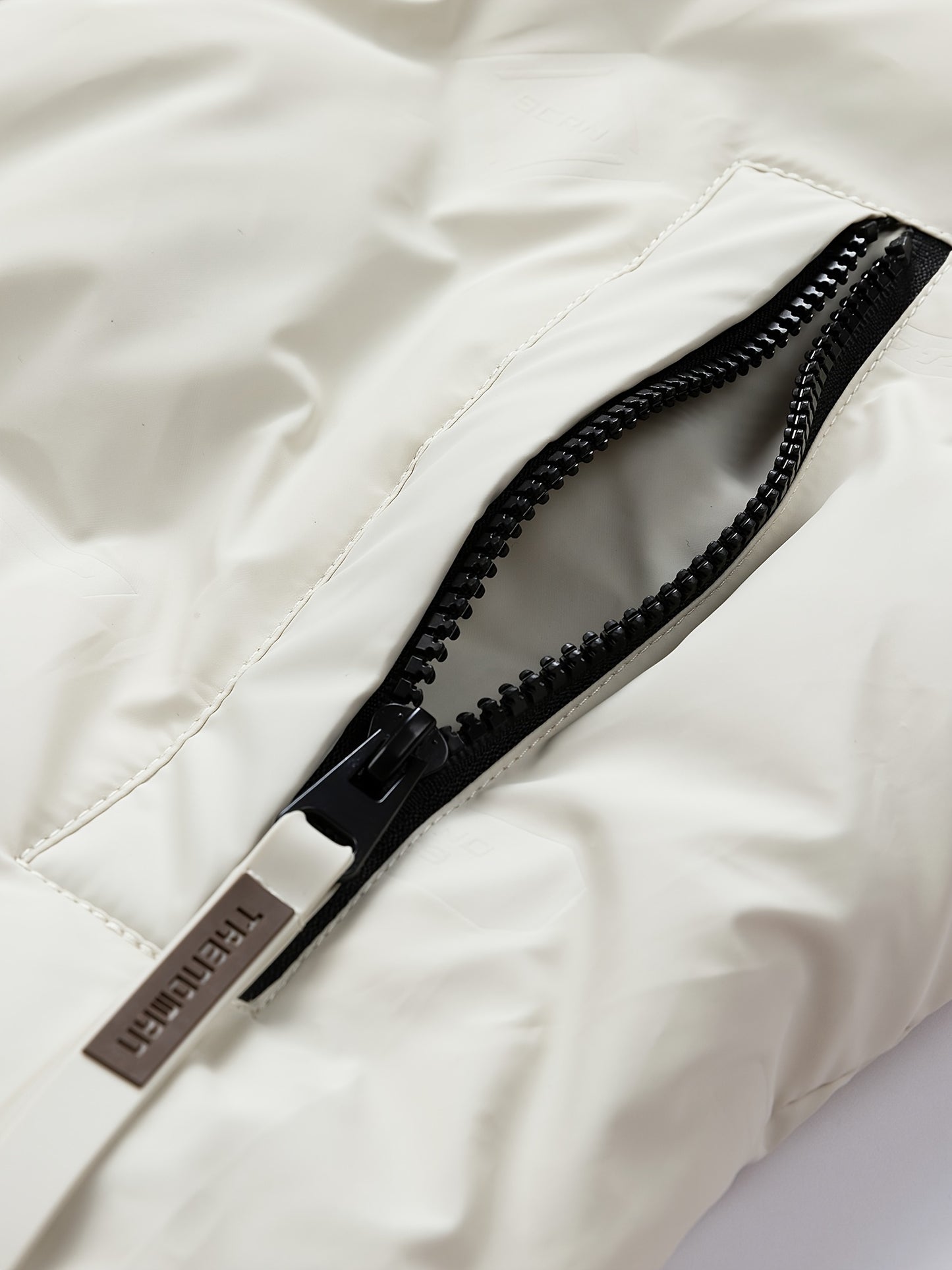 Chaqueta de Invierno para Hombre con Capucha y Forro Interior