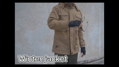 Chaqueta Inspiración Militar Sofisticación y Actitud Masculina